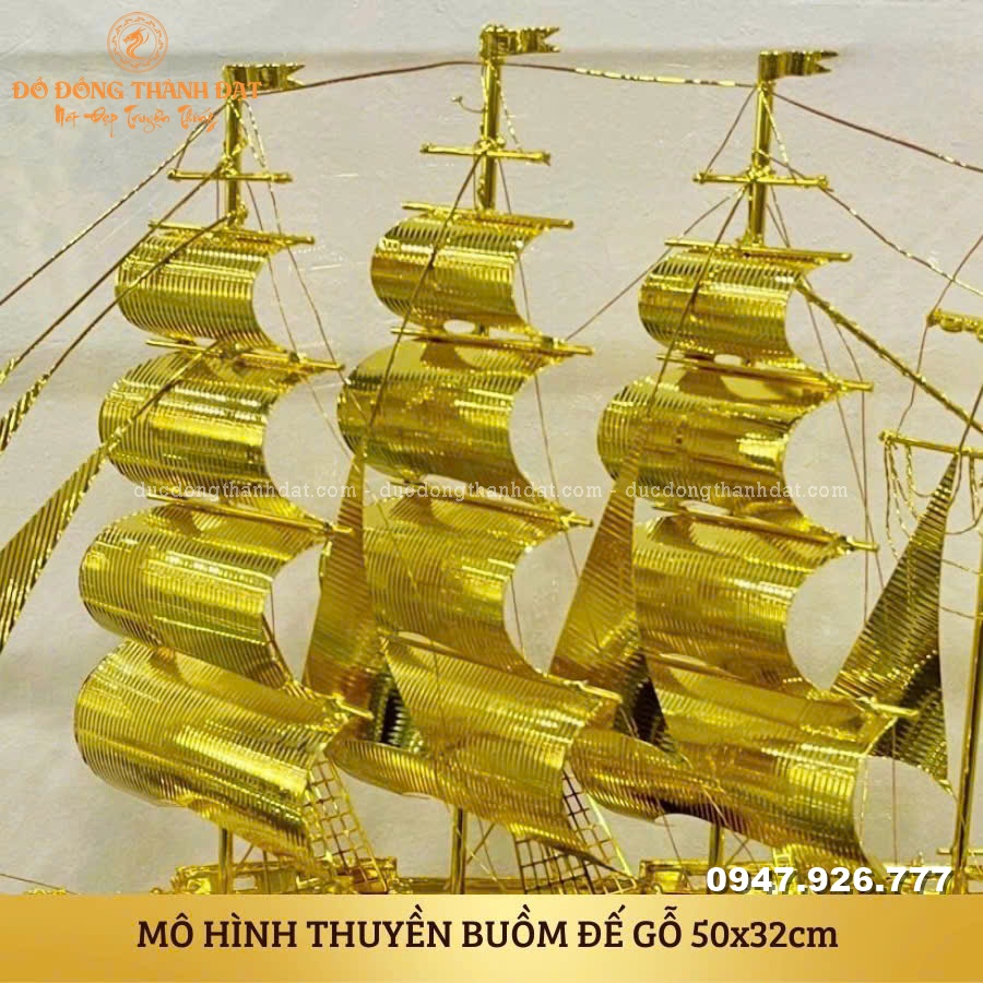 Mô hình thuyền mạ vàng 24k