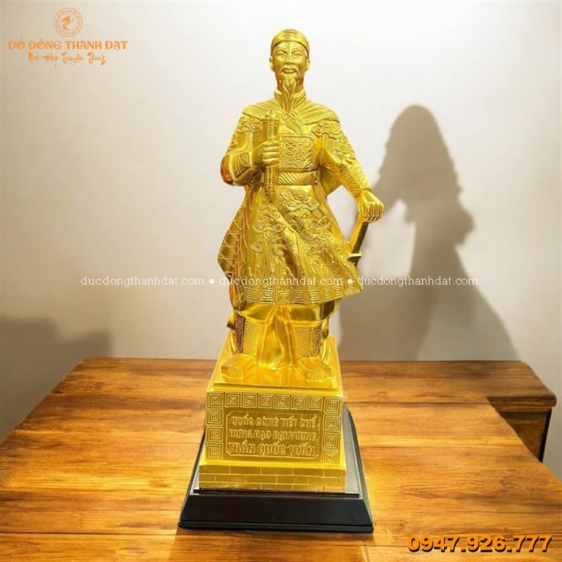 Tượng đồng Trần Quốc Tuấn dát vàng 9999 cao 50cm