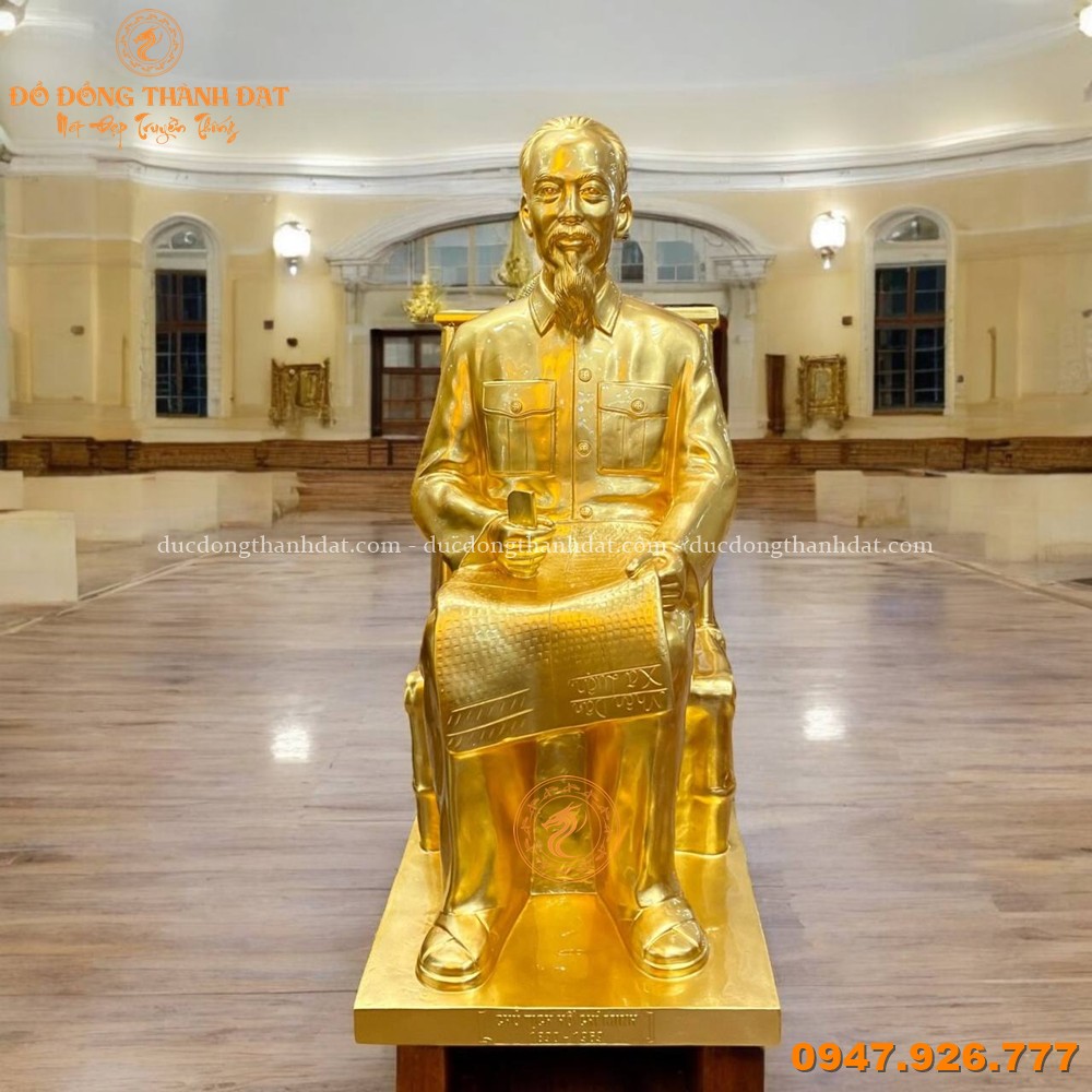 Tượng Bác Hồ bằng đồng giá bao nhiêu? Báo giá chi tiết theo mẫu, kích thước, chất liệu 3 Tuong-Bac-Ho-ngoi-ghe-may-90cm