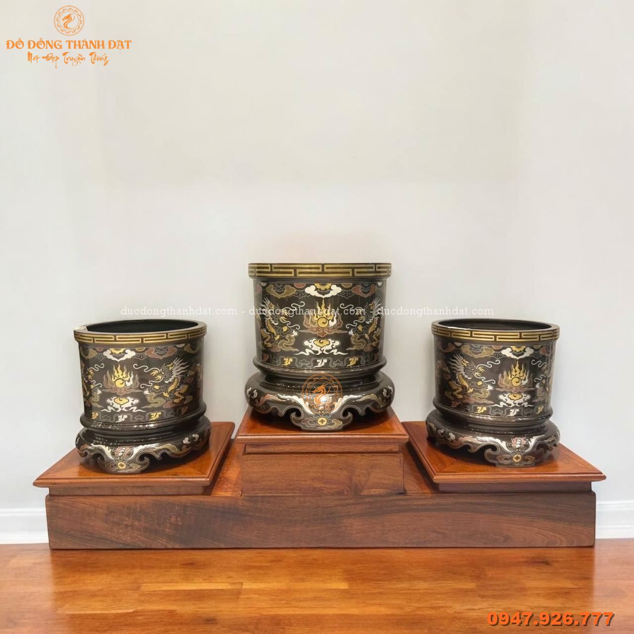 Bát hương khảm ngũ sắc kỹ chiện vàng (1)
