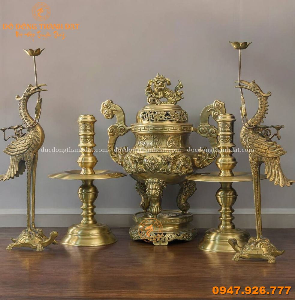 Bộ đỉnh đồng vàng thau song long 60cm (1)