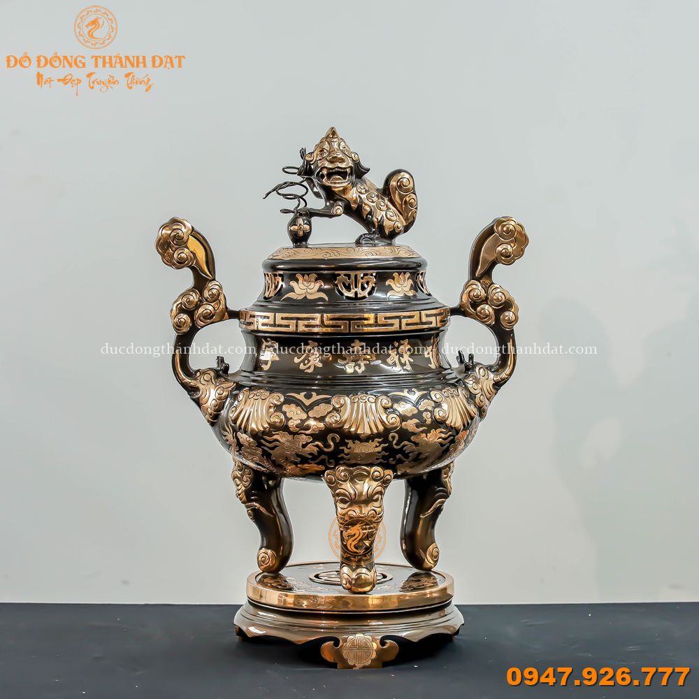 Đỉnh đồng đỏ cao 60cm chạm hoa sòi cổ điển