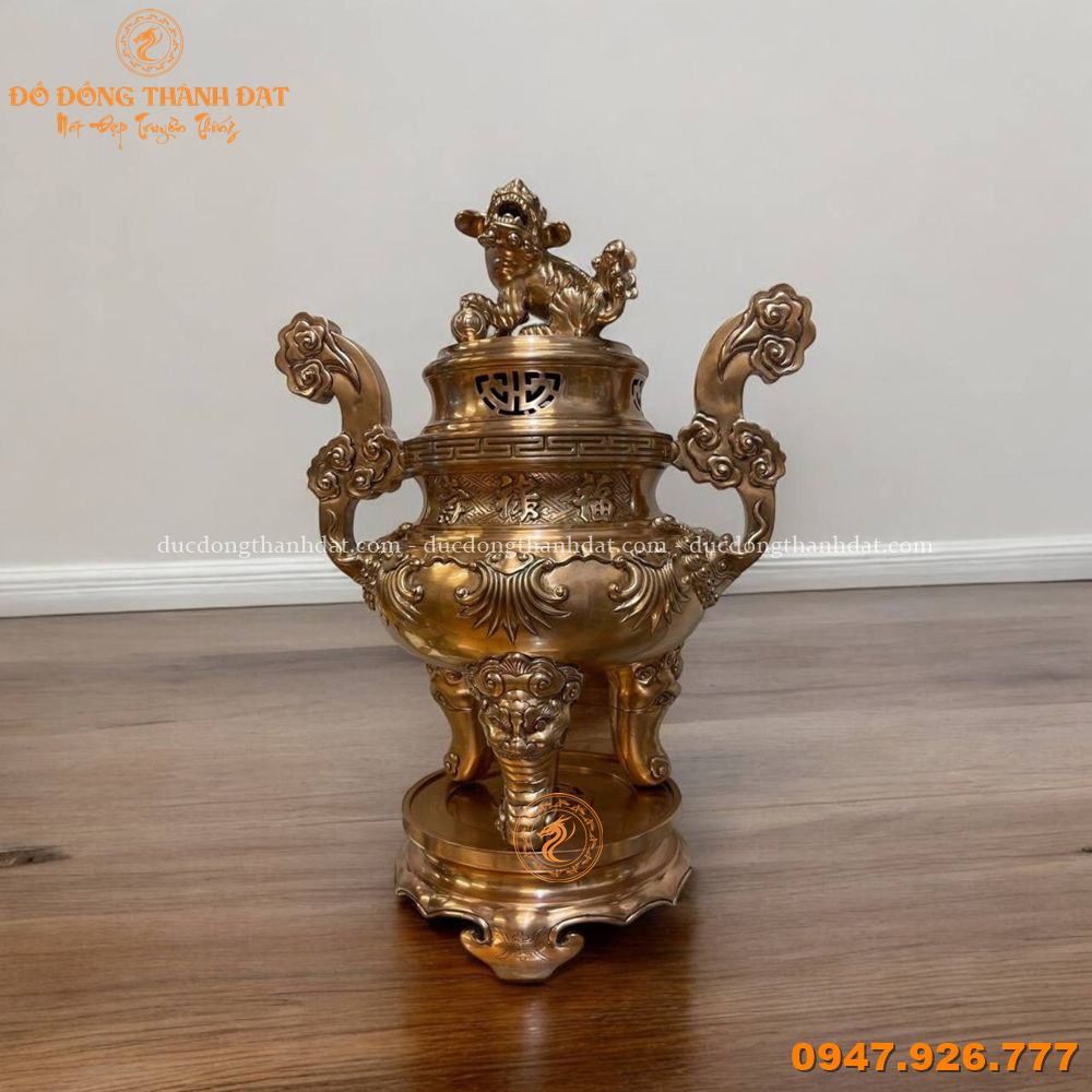 Đỉnh đồng đỏ cao 62