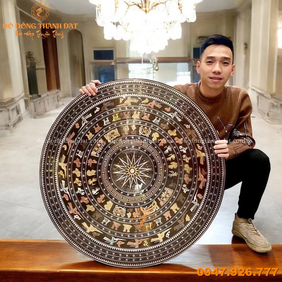 Mặt trống đồng khảm ngũ sắc đường kính 80cm 