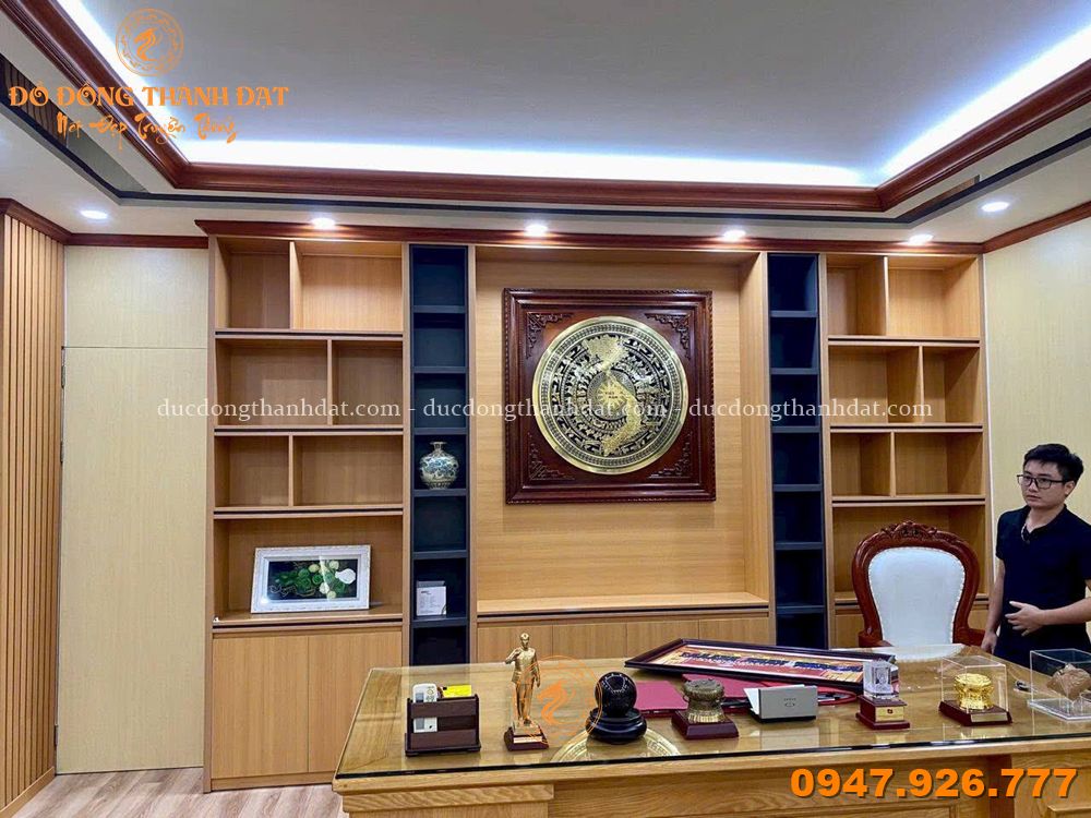 Bàn giao mặt trống CNC khung gỗ gụ tại Bình Dương