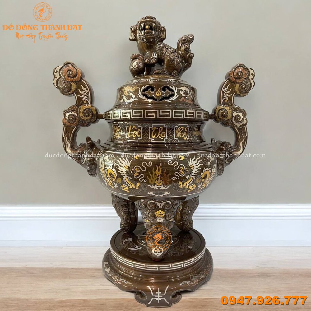 Đỉnh đồng khảm ngũ sấc chữ Việt