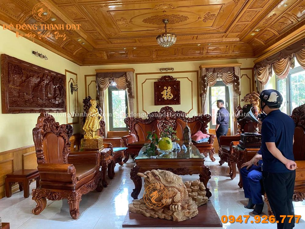 Tượng Trần Hưng Đạo Đặt Phòng Làm Việc – Biểu Tượng Trí Tuệ, Bản Lĩnh Và Khí Phách Lãnh Đạo 4 taeang tran haeng a ao dat vang 9999 aat tai phang khach