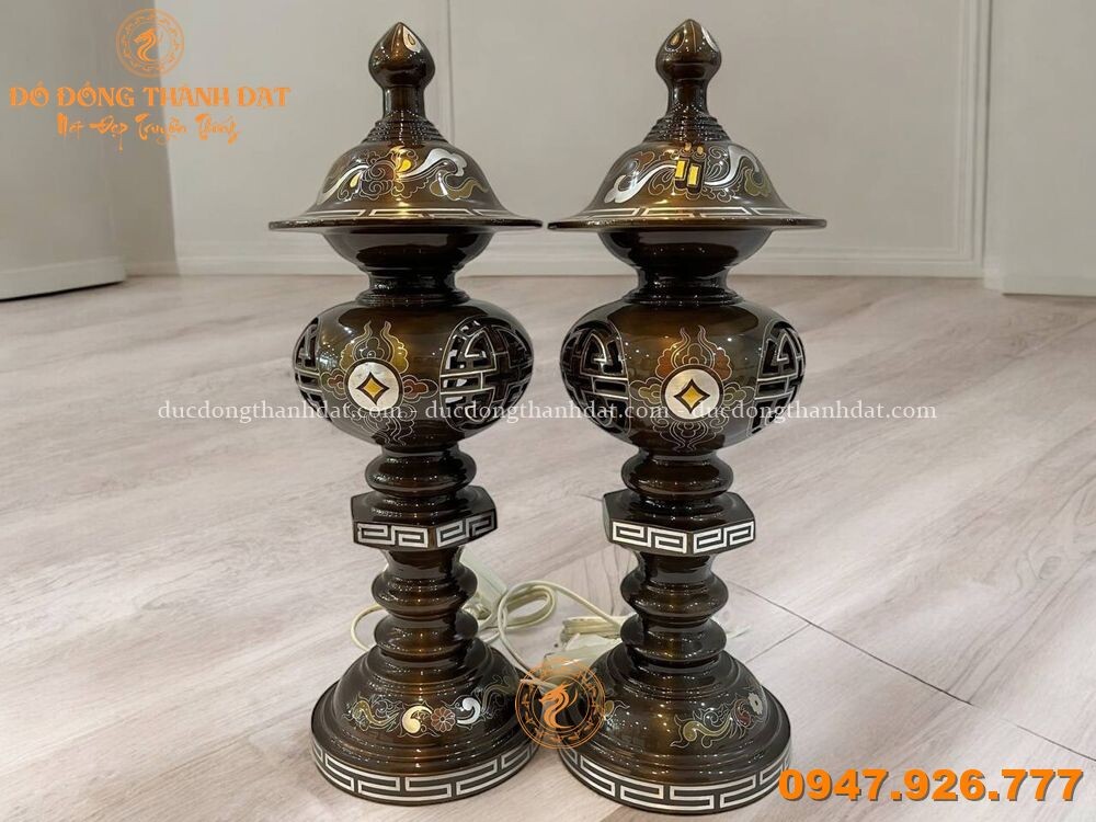 Đèn Thờ Ngũ Sắc