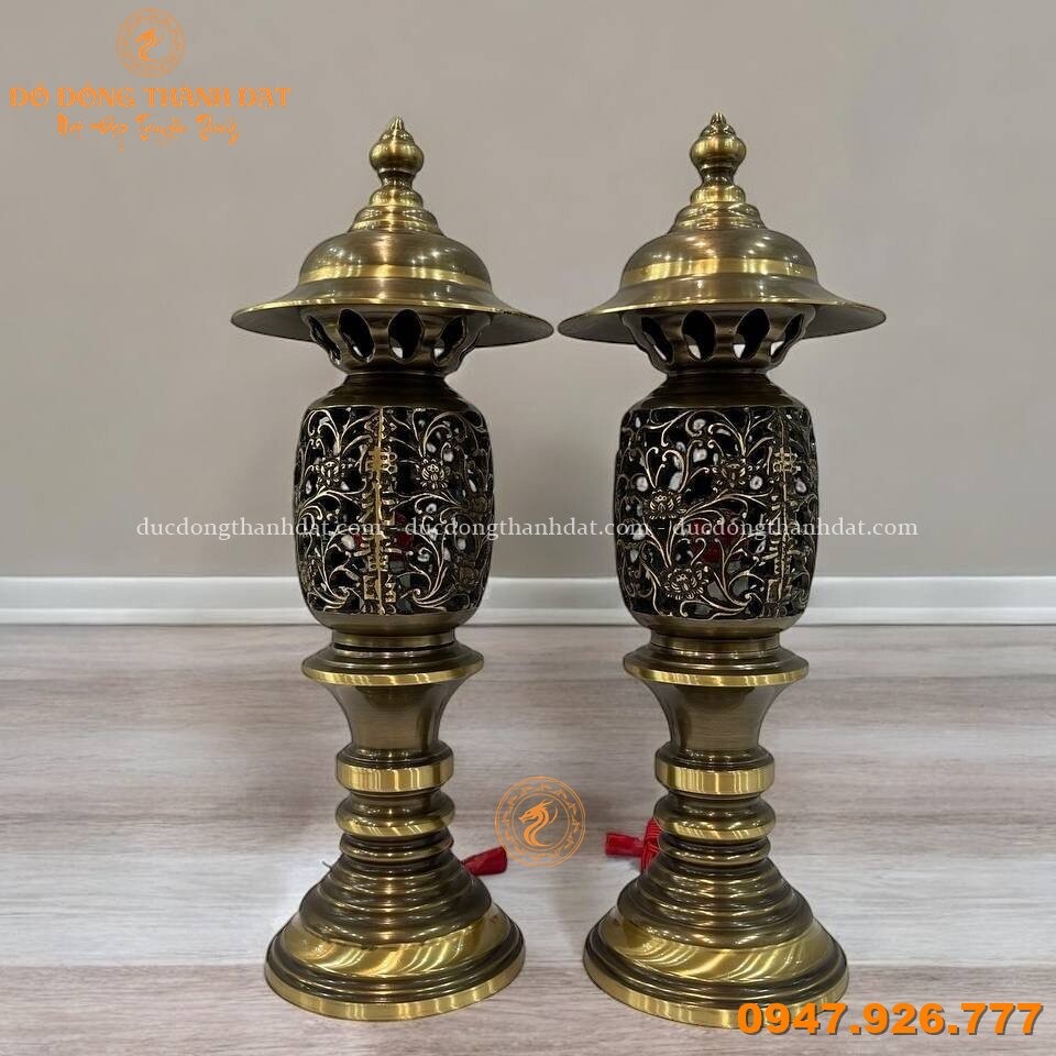 Đèn Thờ Đồng Vàng Mẫu Quả Dứa