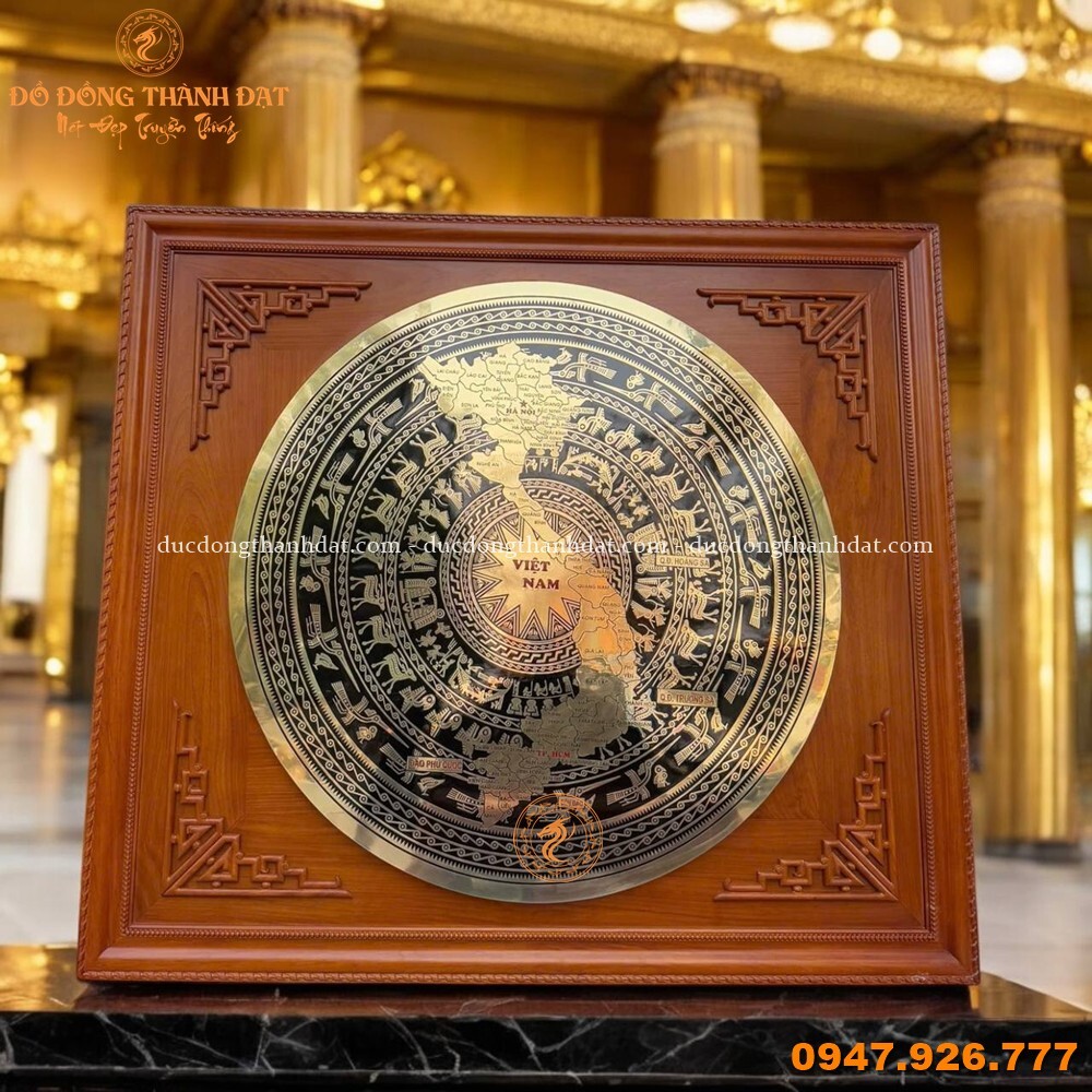 Mặt Trống Đồng CNC Bản Đồ Việt Nam Khung Gỗ Gụ 1m9