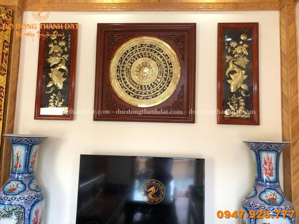 Ý Nghĩa Tranh Trống Đồng Treo Phòng Khách Trong Phong Thủy 2 Feedback Mat Trong Dong (1)
