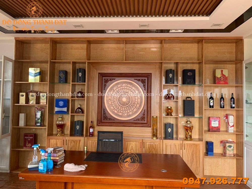 Tranh trống đồng treo phòng làm việc – Biểu tượng quyền uy, trí tuệ và nền tảng vững chắc cho người lãnh đạo 10 Feedback Mat Trong Dong (3)