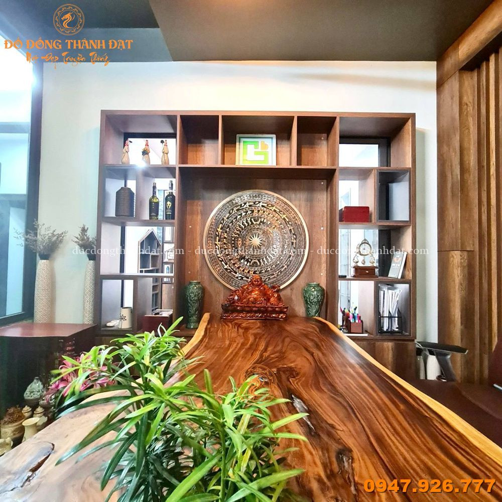 Tranh trống đồng treo phòng làm việc – Biểu tượng quyền uy, trí tuệ và nền tảng vững chắc cho người lãnh đạo 12 Feedback Mat Trong Dong (45)