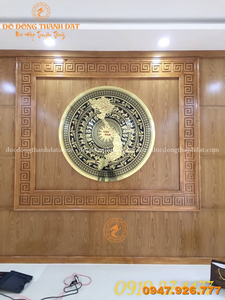 Tranh trống đồng treo phòng làm việc – Biểu tượng quyền uy, trí tuệ và nền tảng vững chắc cho người lãnh đạo 8 Feedback Mat Trong Dong (57)