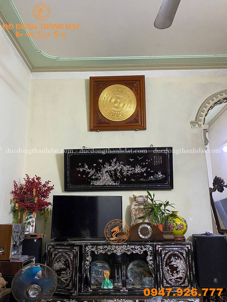 Ý nghĩa tranh trống đồng treo phòng khách trong phong thủy 24 Feedback Mat Trong Dong (58)