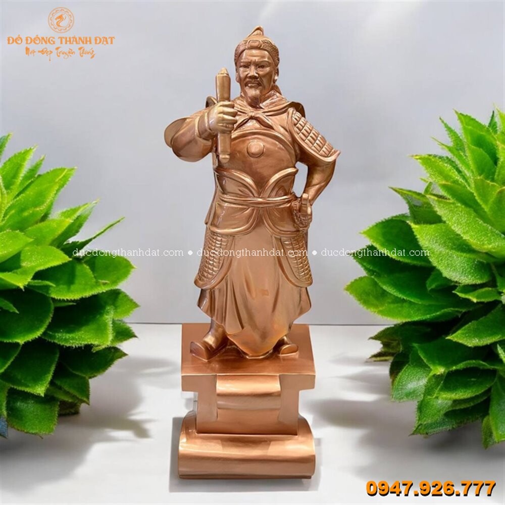 Tượng Trần Quốc Tuấn đồng đỏ bệ thuyền 70cm