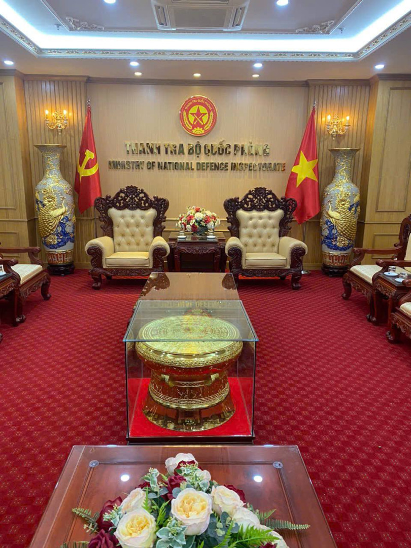 Trống đồng 60 mạ vàng