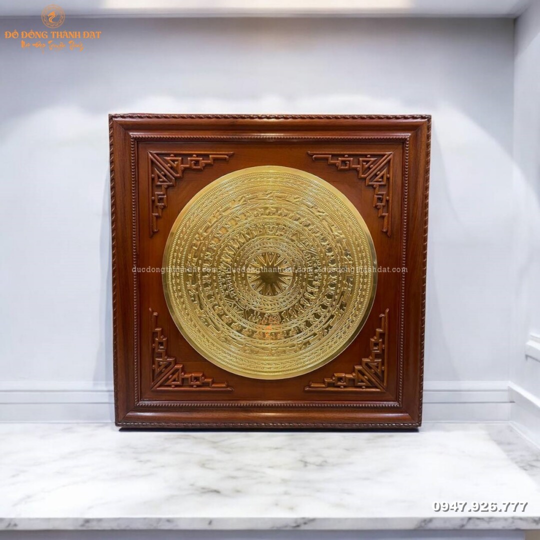 Mặt trống đồng đúc 70cm dát vàng 9999 khung gỗ gụ 1m
