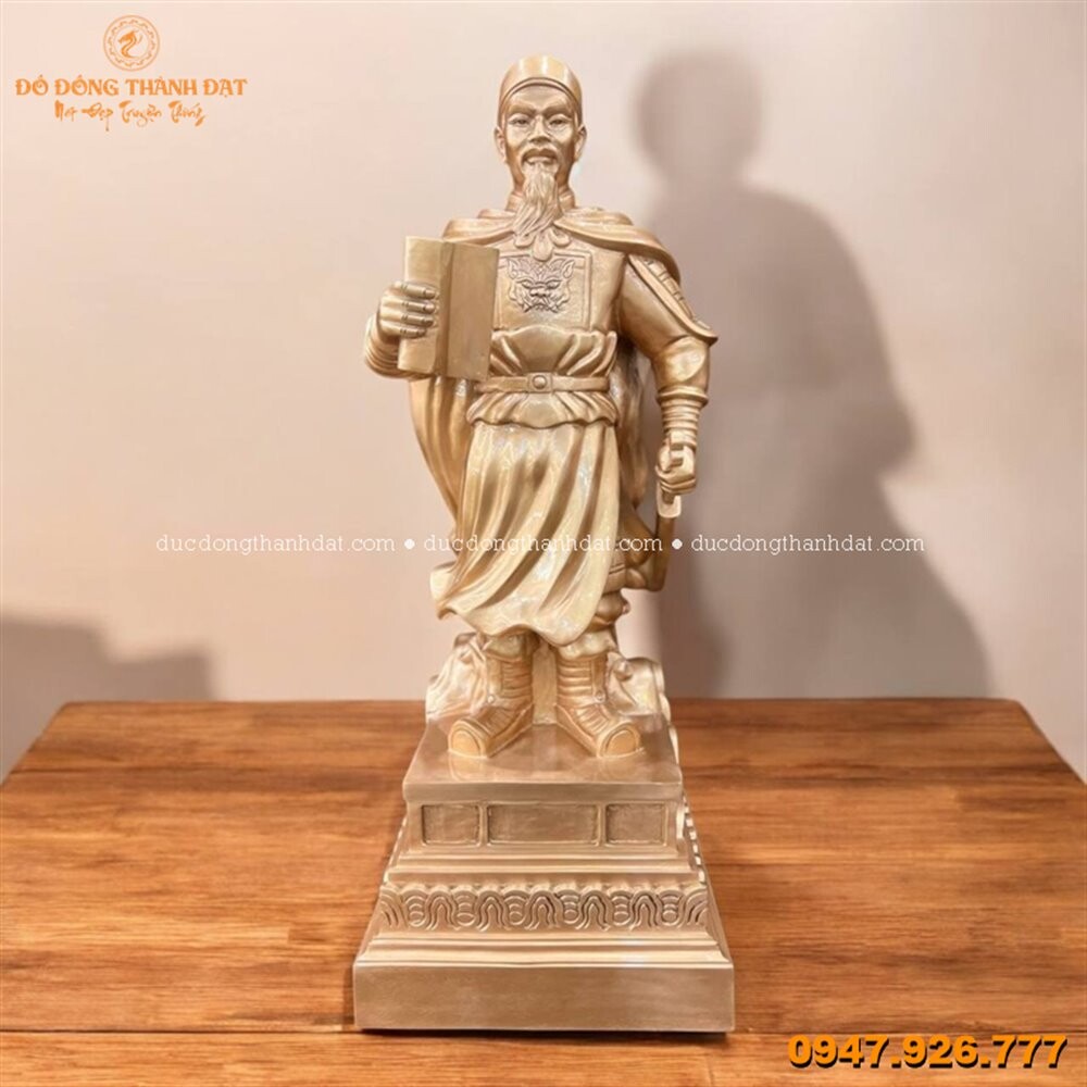 Tượng Trần Hưng Đạo đồng đỏ 90cm đúc mẫu theo yêu cầu