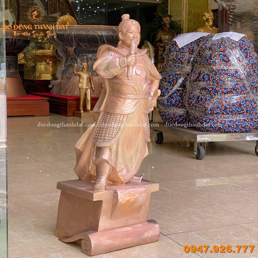 Tượng Trần Hưng Đạo khảm tam khí kỹ 70cm mẫu áo giáp 5 Tuong Tran Hung Dao Ao Giap Dong Do Moc (3)