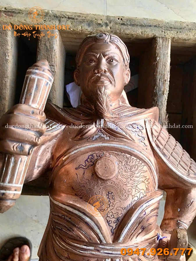 Tượng Trần Hưng Đạo khảm tam khí kỹ 70cm mẫu áo giáp 3 Tuong Tran Hung Dao Kham Tam Khi Ao Giap (15)