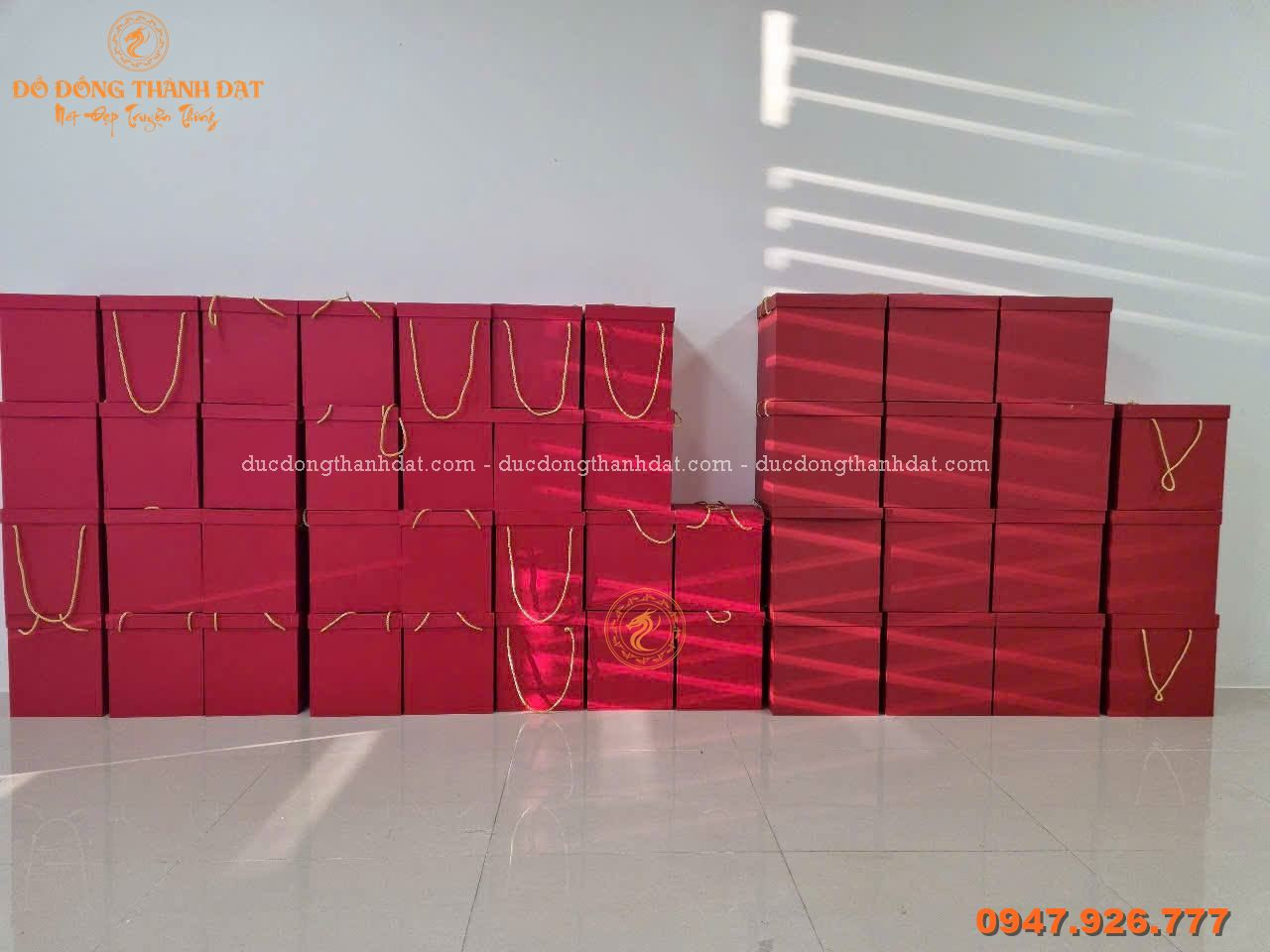 Bàn Giao Trống Đồng Mạ Vàng 24K Đường Kính 20cm Cho Tỉnh Uỷ Quảng Bình