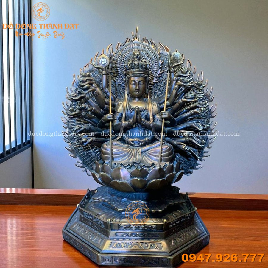 Tượng Thiên Thủ Thiên Nhãn đồng hun cao 43cm