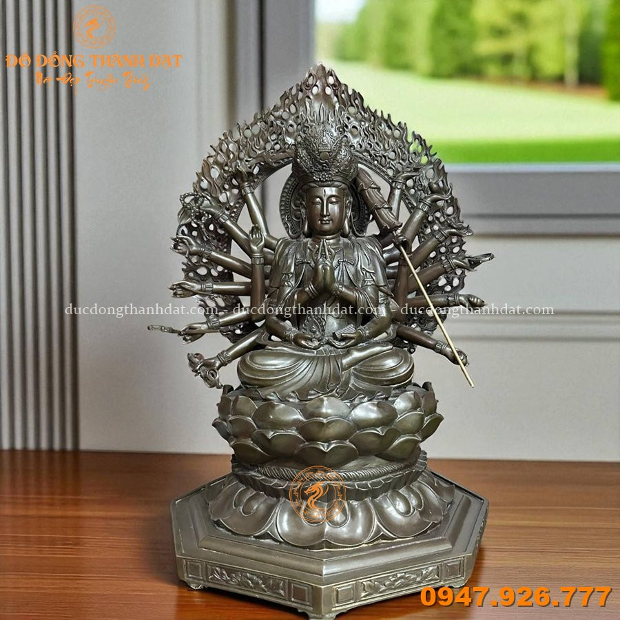 Tượng Chuẩn Đề Bằng Đồng Vàng Hun Cao 65cm