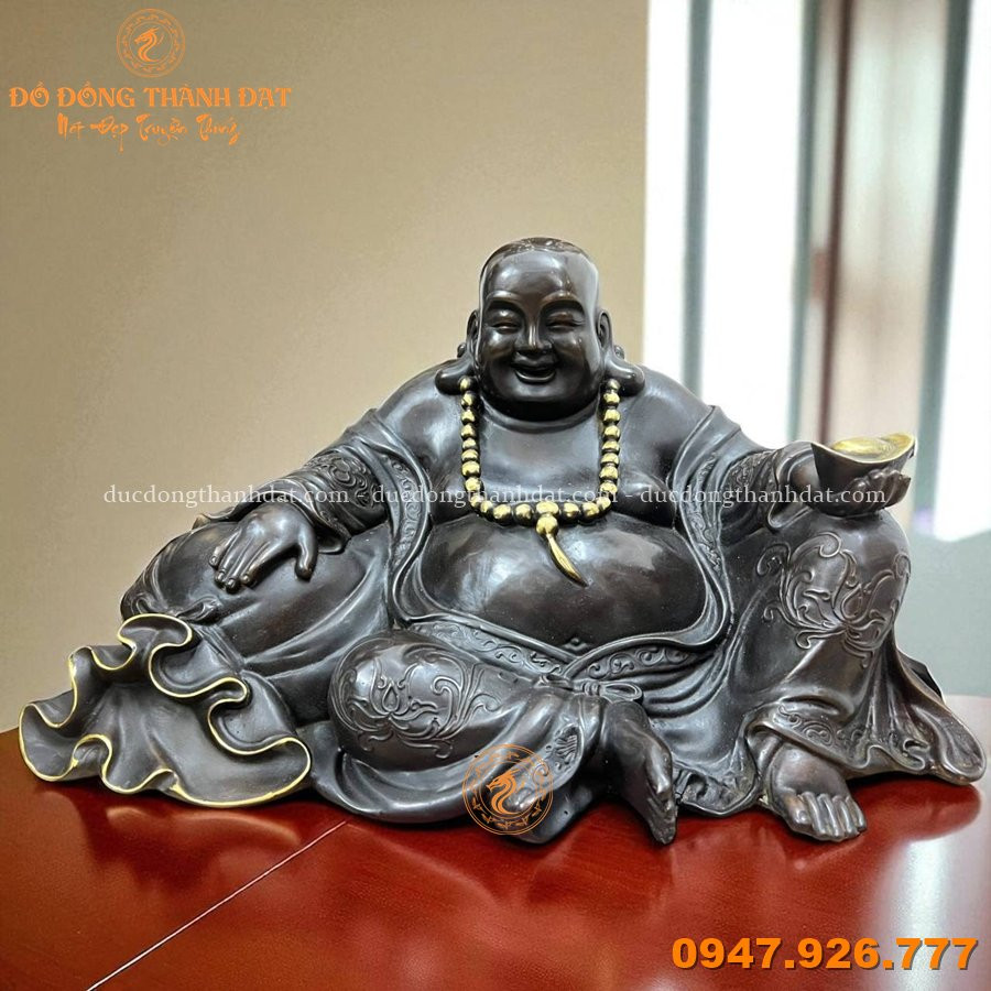 Tượng Phật Di Lặc Bằng Đồng Vàng Hun Cao 24cm Ngang 45cm