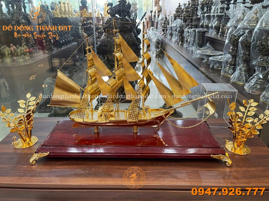 Thuyền Buồm Mạ Vàng 24k KT: 70x50cm