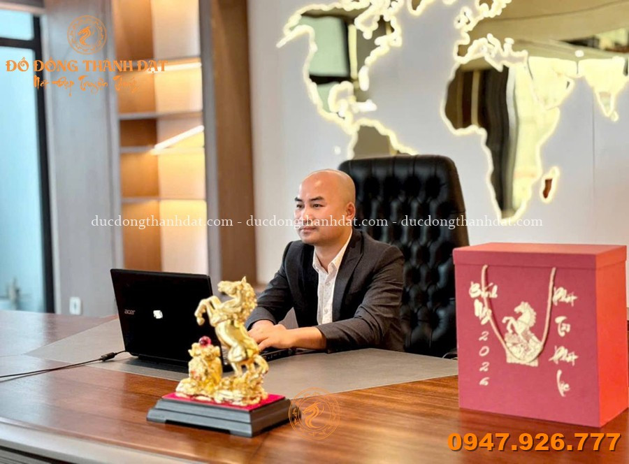 Tượng Ngựa Hợp Với Người Mệnh Nào? Cách Bày Trí Tượng Ngựa Đúng Phong Thủy 2026 2 Feedback Tuong Ngua Tai Loc (3)