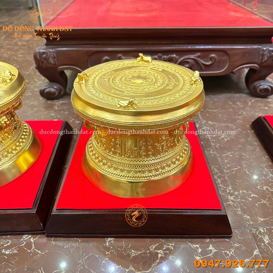 Quả Trống Đồng Dát Vàng 9999 DK 23cm 3 Qua Trong Dong Dk 23cm (3)