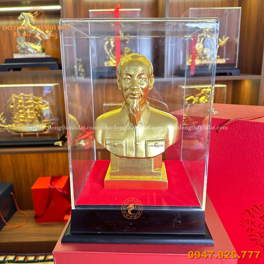 Tượng Bác Hồ Để Bàn Làm Việc – Biểu Tượng Tinh Thần, Đẳng Cấp Không Gian 2 tượng bác hồ bán thân mạ vàng 23cm quà tặng lưu niệm