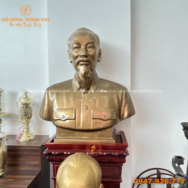 Tuong Bac Ho Bang Dong 70cm (2)