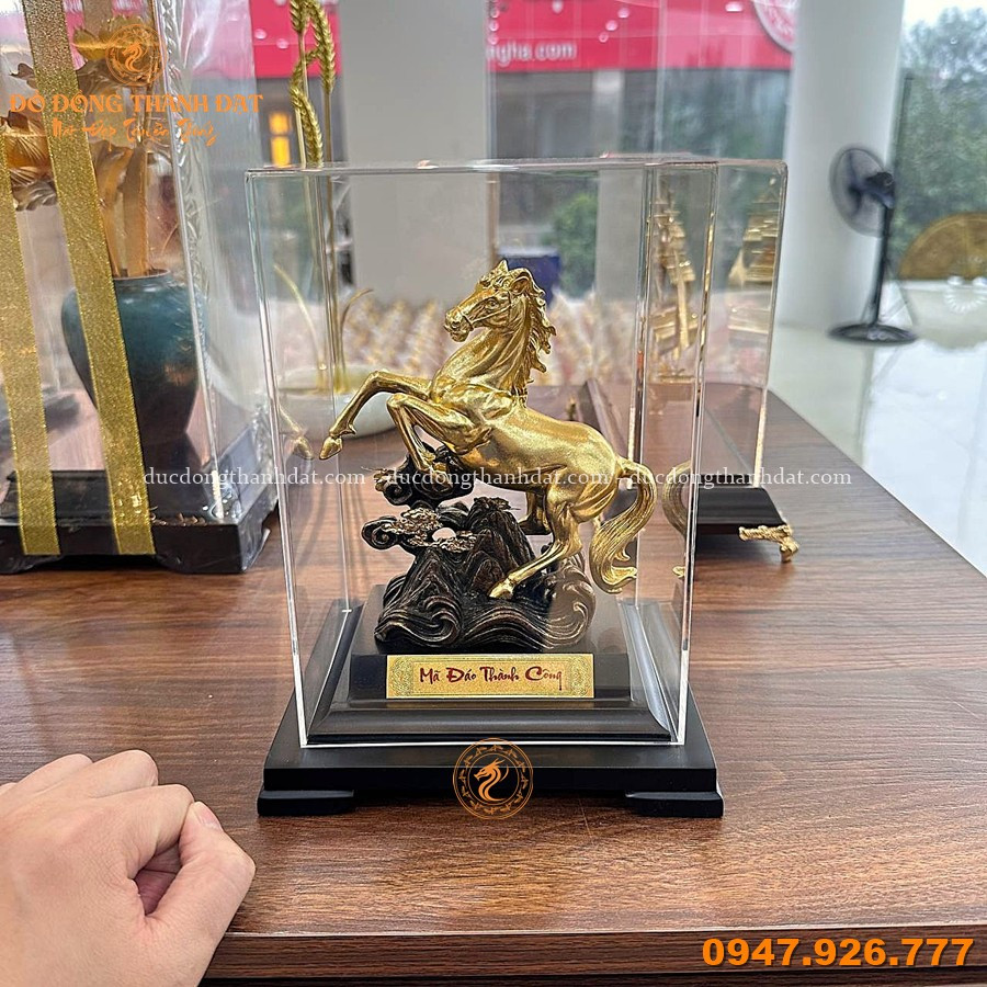 Tượng Ngựa Mạ Vàng cao 23cm