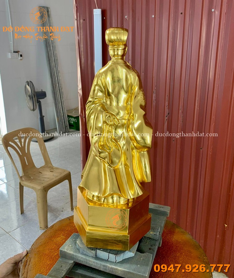 Tượng Khổng Minh Đồng Đỏ Dát Vàng 9999 Cao 70cm 2 Tượng Khổng Minh đồng đỏ Dát Vàng Cao 70cm (3)