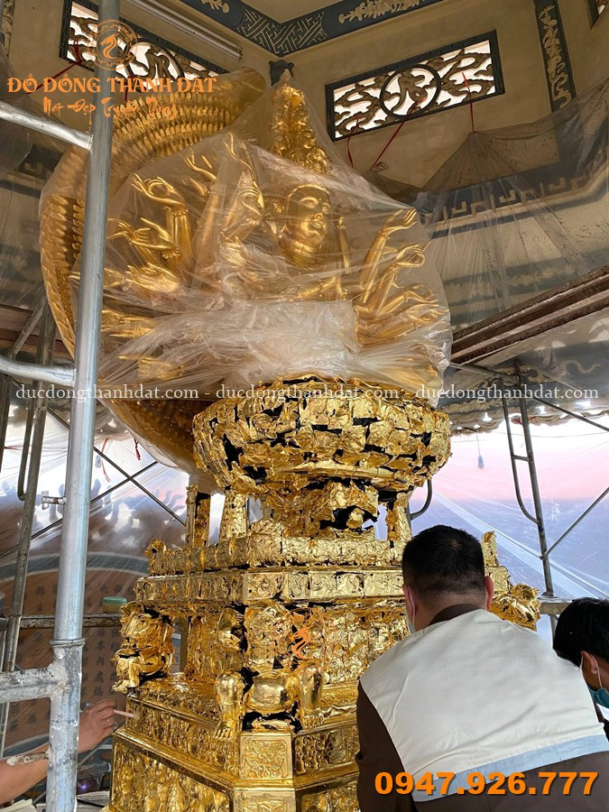 Dát Vàng 24K Theo Yêu Cầu – Nâng Tầm Giá Trị Tượng Phong Thủy, Tượng Phật 13 Dat Vang 9999 Tuong Phat Thien Thu Thien Nhat Cao 3m Tai Ha Noi7