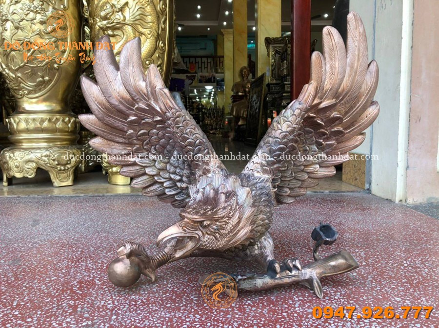 Nhận Đúc Tượng Đồng Theo Yêu Cầu – Tạo Tác Phẩm Mang Giá Trị 5 Duc Tuong Dai Bang Bang Dong Do Mau Hun 1m (5)