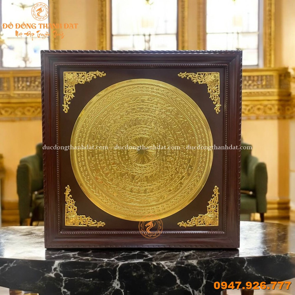 Ý nghĩa tranh trống đồng treo phòng khách trong phong thủy 19 Tong Hop Cac Mau Mat Trong Tranh Trong Dong (5)