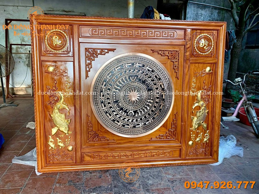 Ý Nghĩa Tranh Trống Đồng Treo Phòng Khách Trong Phong Thủy 13 Tranh Trong Dong Ca Chep (5)
