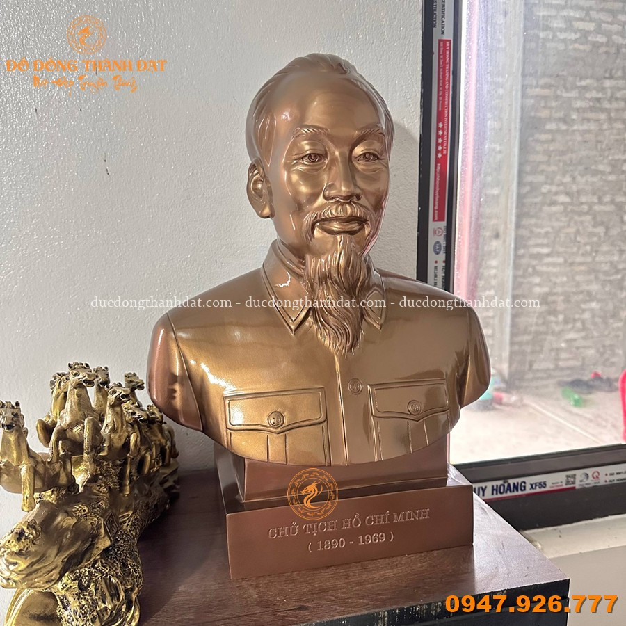 Tượng Bác Hồ Bằng Đồng Bán Thân Cao 47cm Màu Hun Cổ 1 Tuong Bac Ho Bang Dong Ban Than 50cm Hun (1)