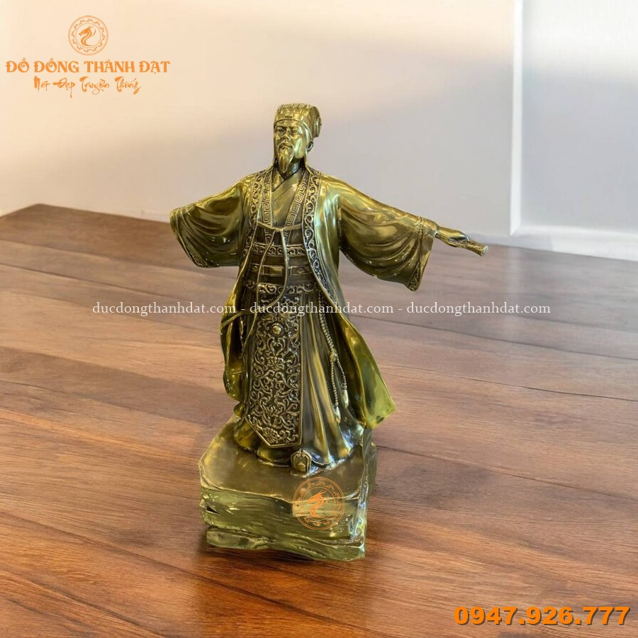 Tượng Khổng Minh Dang Tay Đồng Vàng cao 45cm 2 Tuong Khong Minh Dang Tay Dong Vang 45cm (2)