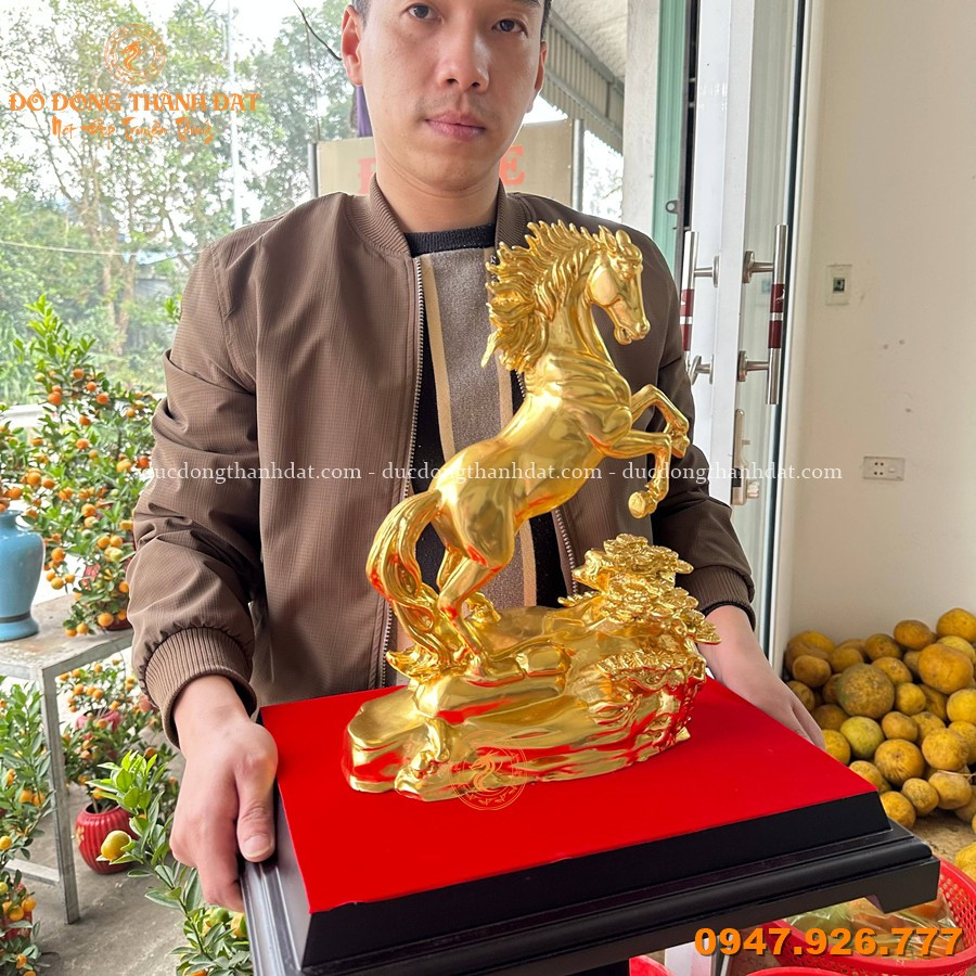 Tượng Ngựa Bằng Đồng Mạ Vàng Cao 25cm 5 Tuong Ngua Bang Dong Ma Vang 10k (7)