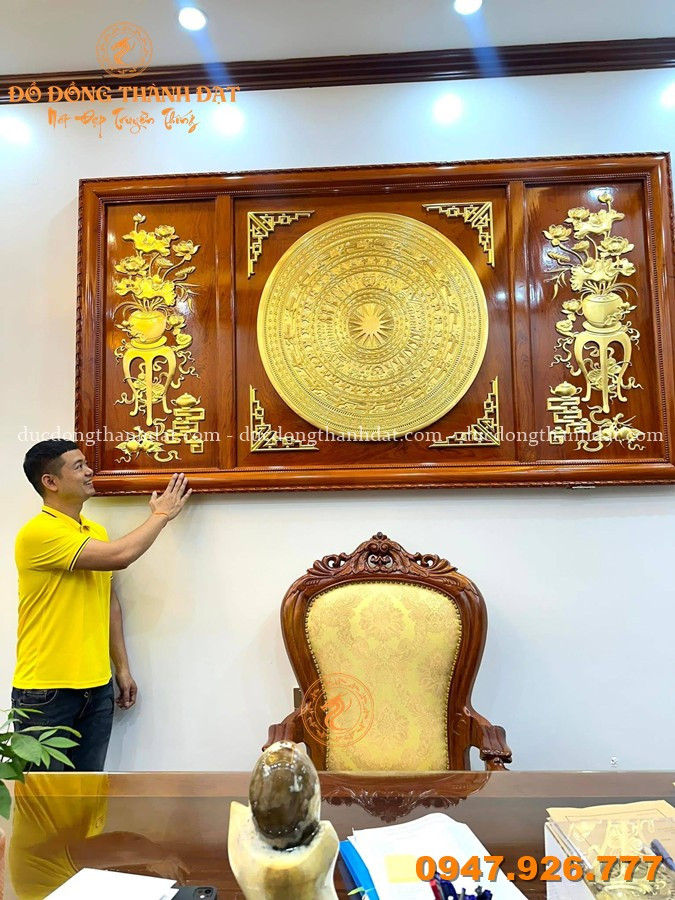 Ý Nghĩa Tranh Trống Đồng Treo Phòng Khách Trong Phong Thủy 1 Feedback Tranh Trong Dong Dat Vang (7)