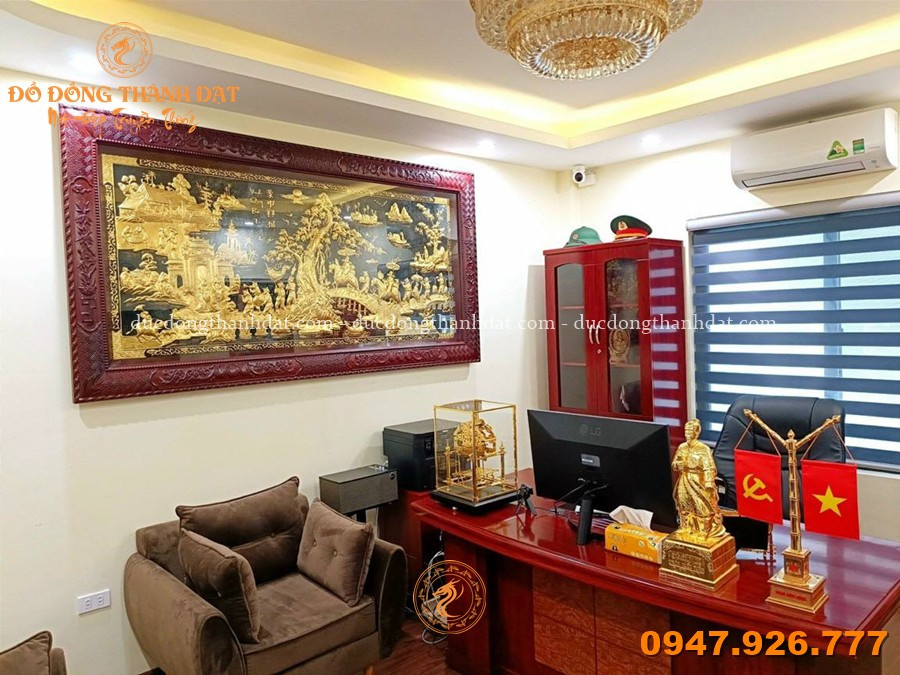 Vì Sao Tượng Trần Hưng Đạo Để Bàn Làm Việc Phù Hợp Với Lãnh Đạo? 11 Feedback Tuong Tran Hung Dao De Ban Lam Viec (2)