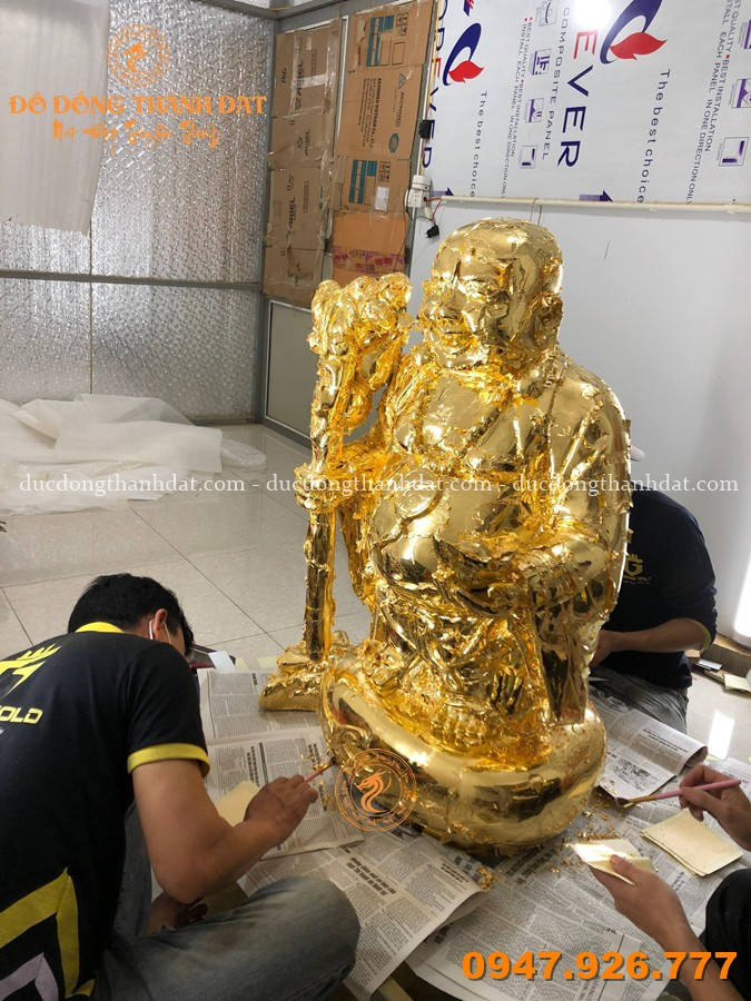 Tượng Phật Di Lặc Đứng Bao Tiền Cao 1m Dát Vàng 9999 6 Tuong Di Lac Dung Bi Tien Dat Vang 24k Cao 1m (2)