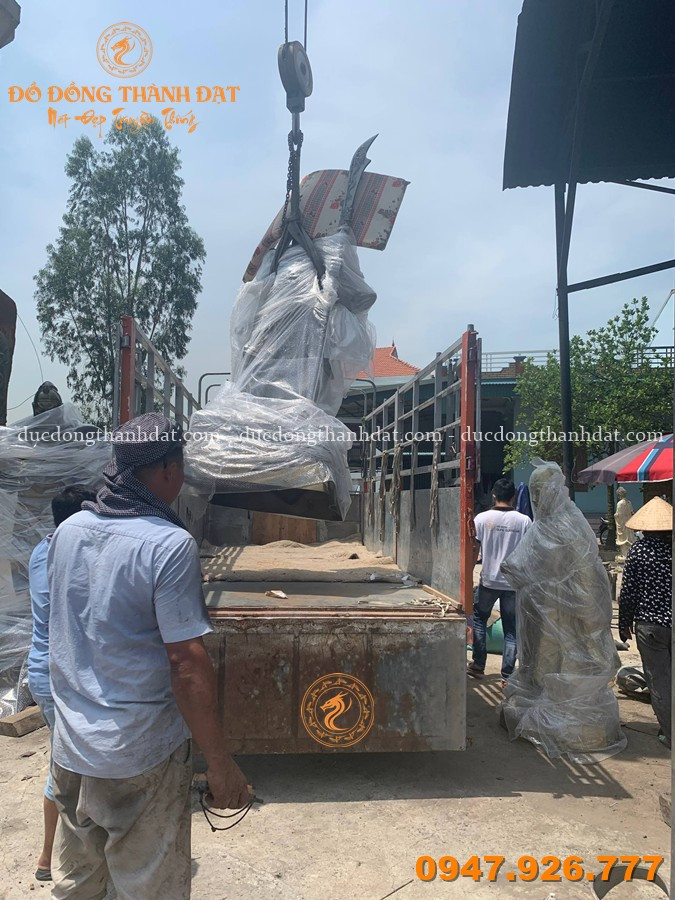 Tượng Quan Vân Trường Bằng Đồng Màu Hun Cao 2m 7 Tuong Quan Van Truong Bang Dong Cao 2m4 (16)