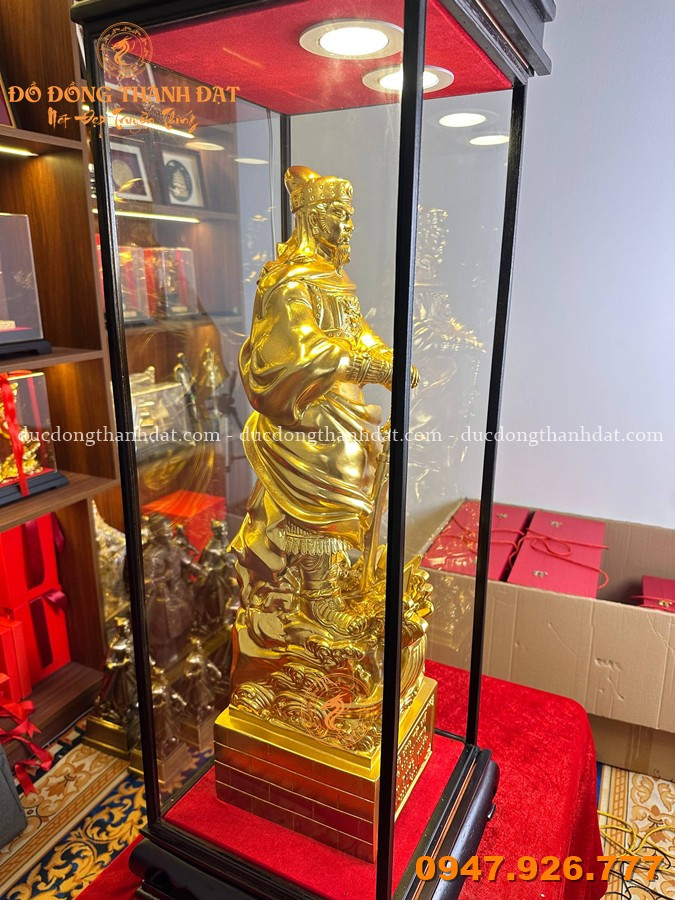Tượng Trần Hưng Đạo Cắm Kiếm Cao 68cm Dát Vàng 3 Tuong Tran Hung Dao Cam Kiem Dat Vang 10k Cao 68cm (6)