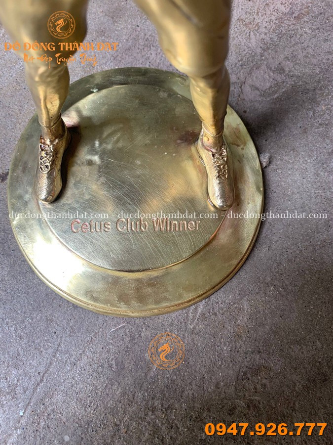 Đúc Tượng Người Theo Yêu Cầu - Tượng Cầu Thủ Đá Bóng Cao 27cm 4 Duc Tuong Nguoi Theo Yeu Cau (2)