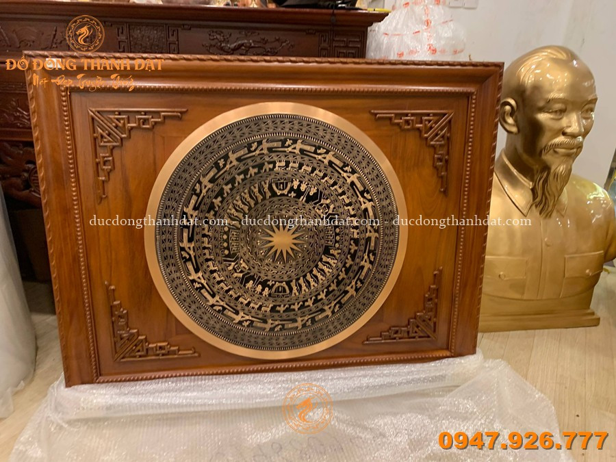 Tranh Trống Đồng Đỏ 80cm Khung 1m1 x 1m5 2 Tranh Trong Dong Do 80cm Khung 1m1x1m5 (4)